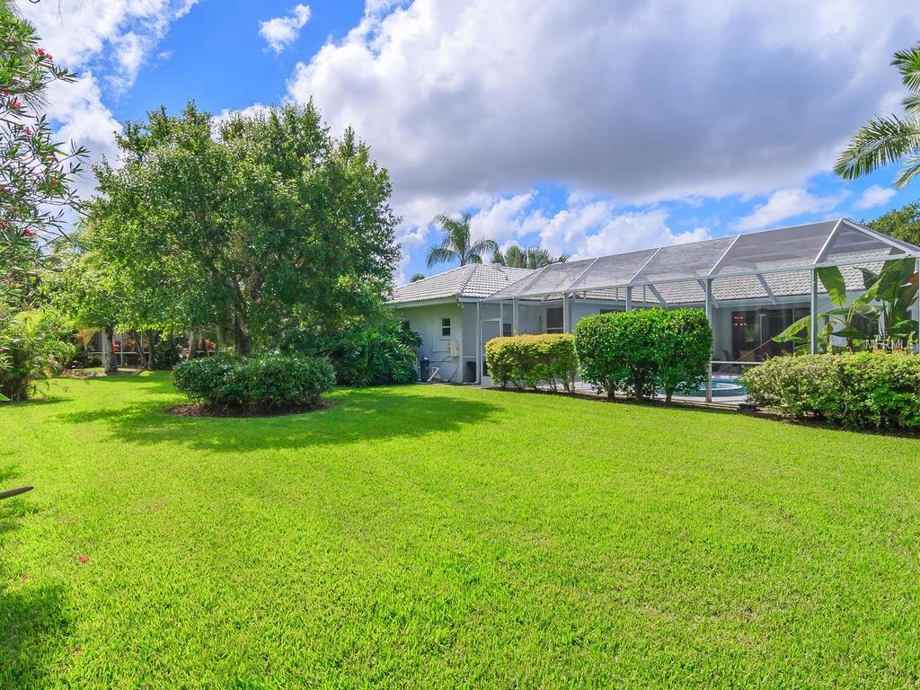 8303 DEERBROOK CIRCLE, SARASOTA, Florida 34238, 4 Bedrooms Bedrooms, 10 Rooms Rooms,3 BathroomsBathrooms,Residential,For sale,DEERBROOK,A4203020