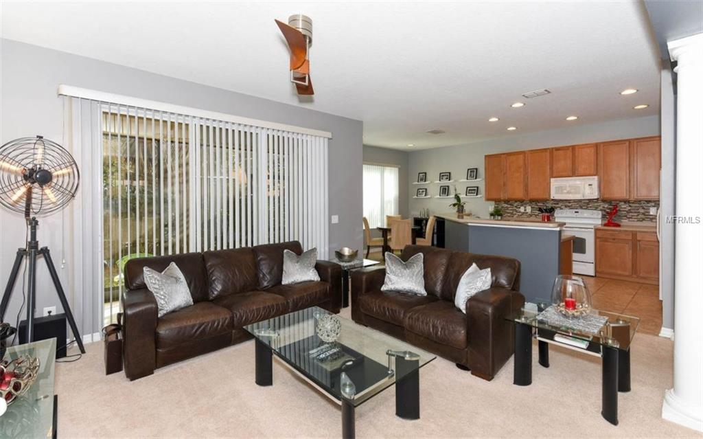 8253 VILLA GRANDE COURT, SARASOTA, Florida 34243, 3 Bedrooms Bedrooms, 11 Rooms Rooms,2 BathroomsBathrooms,Residential,For sale,VILLA GRANDE,A4207664