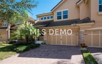 8253 VILLA GRANDE COURT, SARASOTA, Florida 34243, 3 Bedrooms Bedrooms, 11 Rooms Rooms,2 BathroomsBathrooms,Residential,For sale,VILLA GRANDE,A4207664