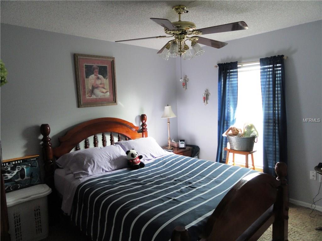 1918 PLUMTREE DRIVE, DELTONA, Florida 32725, 4 Bedrooms Bedrooms, 7 Rooms Rooms,2 BathroomsBathrooms,Residential,For sale,PLUMTREE,V4722699