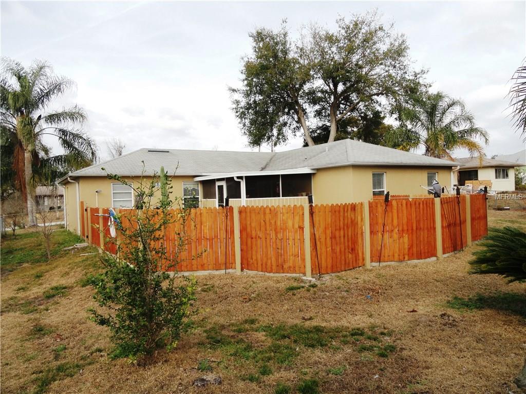 1918 PLUMTREE DRIVE, DELTONA, Florida 32725, 4 Bedrooms Bedrooms, 7 Rooms Rooms,2 BathroomsBathrooms,Residential,For sale,PLUMTREE,V4722699