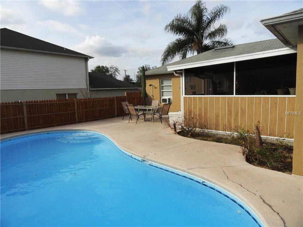 1918 PLUMTREE DRIVE, DELTONA, Florida 32725, 4 Bedrooms Bedrooms, 7 Rooms Rooms,2 BathroomsBathrooms,Residential,For sale,PLUMTREE,V4722699