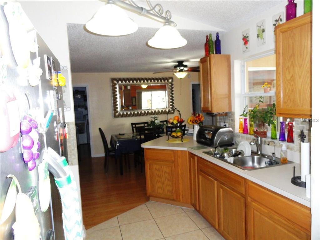 1918 PLUMTREE DRIVE, DELTONA, Florida 32725, 4 Bedrooms Bedrooms, 7 Rooms Rooms,2 BathroomsBathrooms,Residential,For sale,PLUMTREE,V4722699