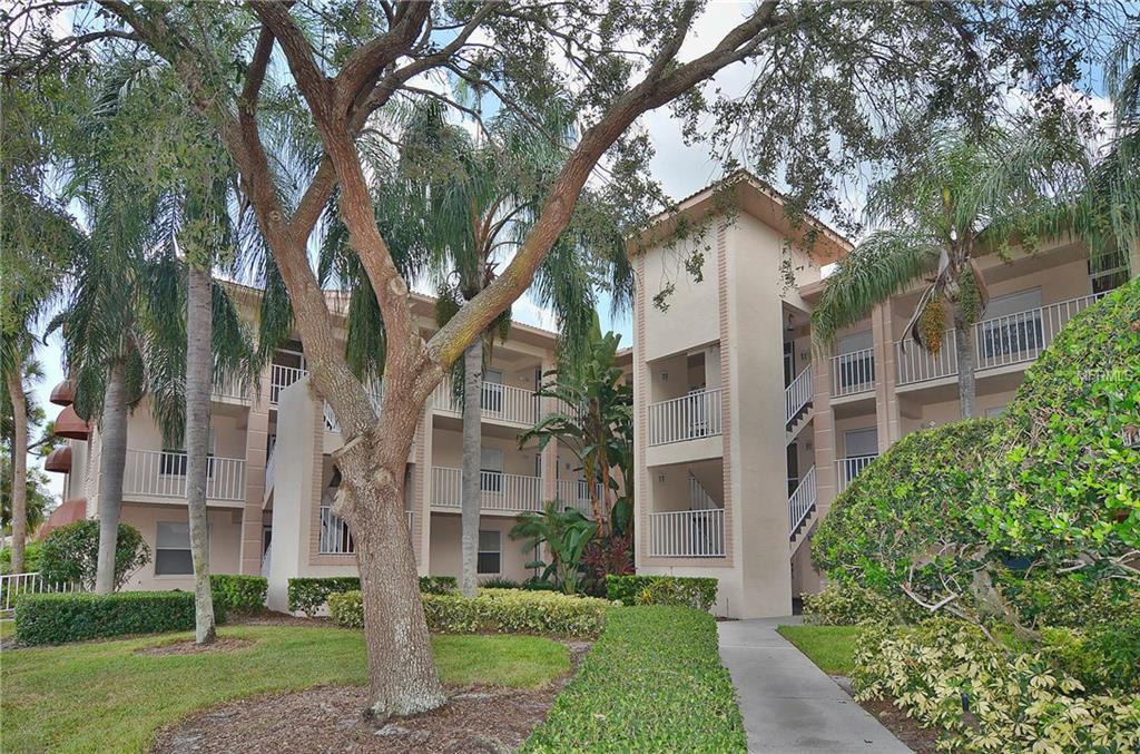 9330 CLUBSIDE CIRCLE, SARASOTA, Florida 34238, 2 Bedrooms Bedrooms, 6 Rooms Rooms,2 BathroomsBathrooms,Residential,For sale,CLUBSIDE,A4208834