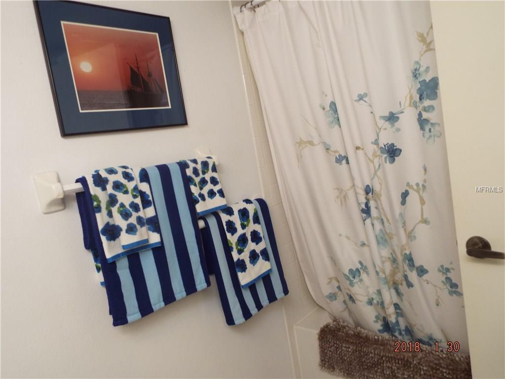 9330 CLUBSIDE CIRCLE, SARASOTA, Florida 34238, 2 Bedrooms Bedrooms, 6 Rooms Rooms,2 BathroomsBathrooms,Residential,For sale,CLUBSIDE,A4208834