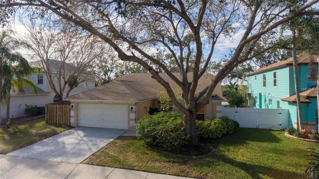 4106 14TH AVENUE E, BRADENTON, Florida 34208, 3 Bedrooms Bedrooms, 6 Rooms Rooms,2 BathroomsBathrooms,Residential,For sale,14TH,A4209365