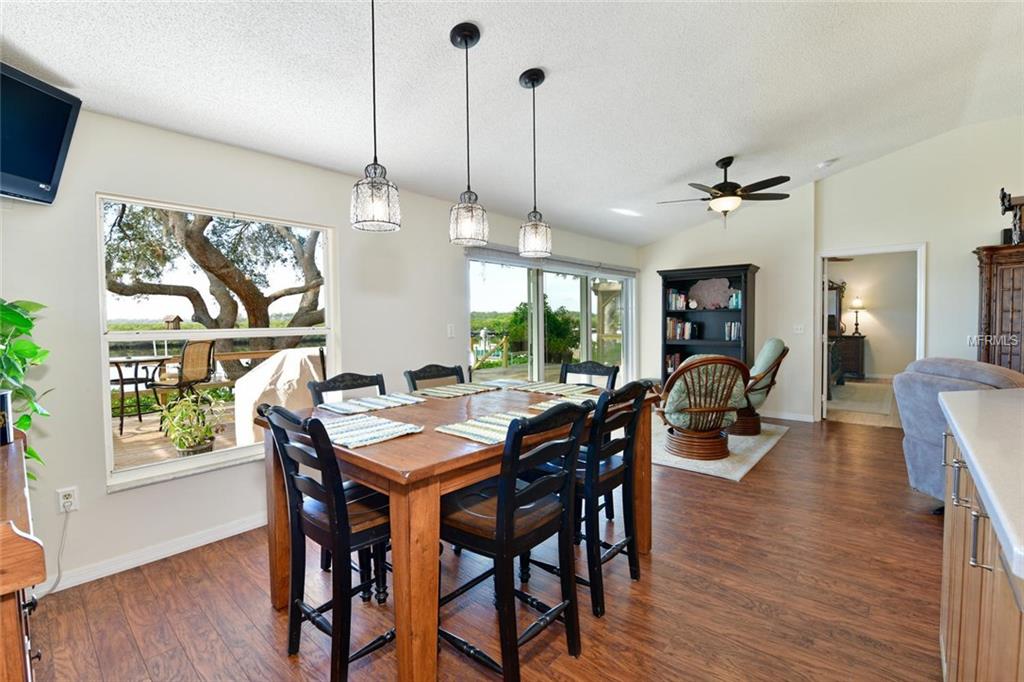 4106 14TH AVENUE E, BRADENTON, Florida 34208, 3 Bedrooms Bedrooms, 6 Rooms Rooms,2 BathroomsBathrooms,Residential,For sale,14TH,A4209365