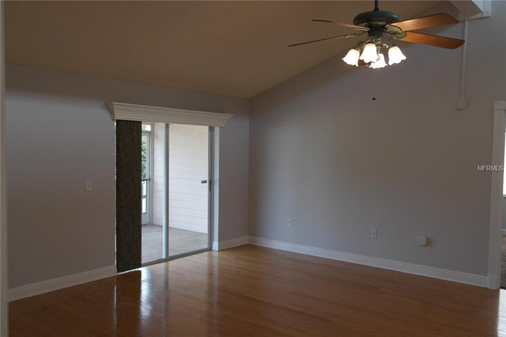 1465 GRAND CAYMAN CIRCLE, WINTER HAVEN, Florida 33884, 3 Bedrooms Bedrooms, 8 Rooms Rooms,2 BathroomsBathrooms,Residential,For sale,GRAND CAYMAN,P4719038