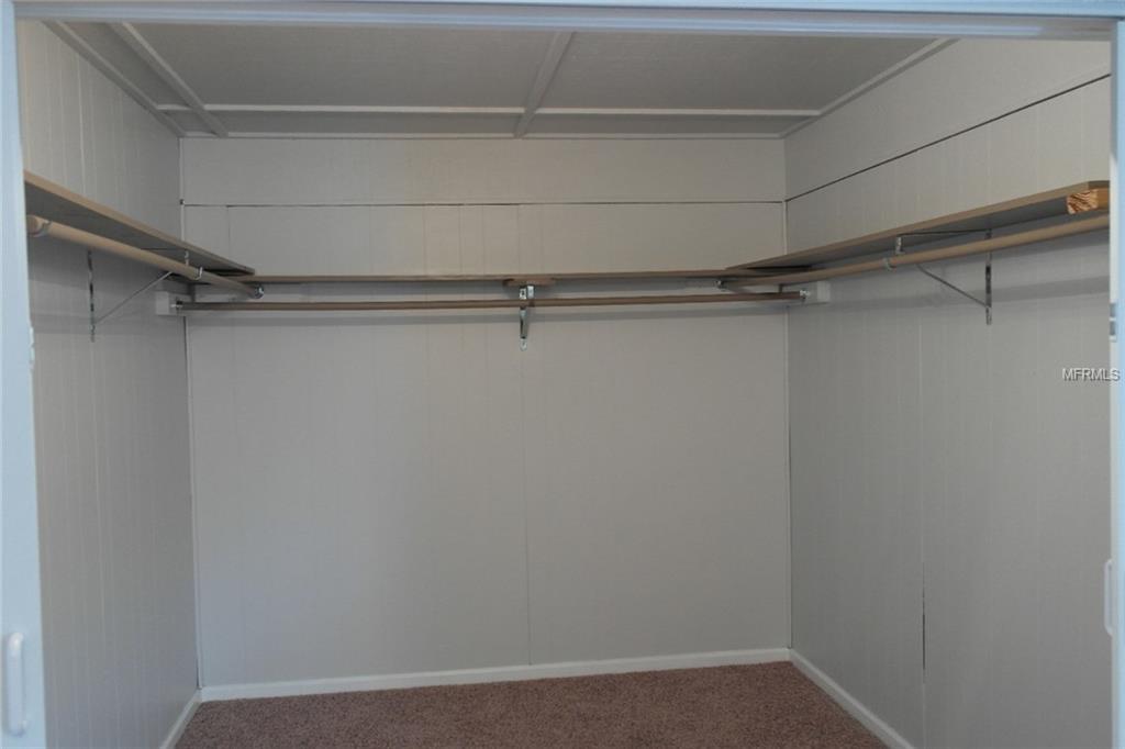 1465 GRAND CAYMAN CIRCLE, WINTER HAVEN, Florida 33884, 3 Bedrooms Bedrooms, 8 Rooms Rooms,2 BathroomsBathrooms,Residential,For sale,GRAND CAYMAN,P4719038