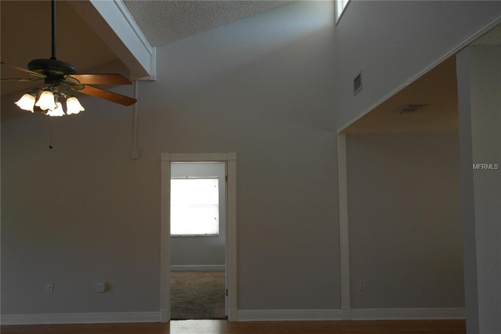 1465 GRAND CAYMAN CIRCLE, WINTER HAVEN, Florida 33884, 3 Bedrooms Bedrooms, 8 Rooms Rooms,2 BathroomsBathrooms,Residential,For sale,GRAND CAYMAN,P4719038