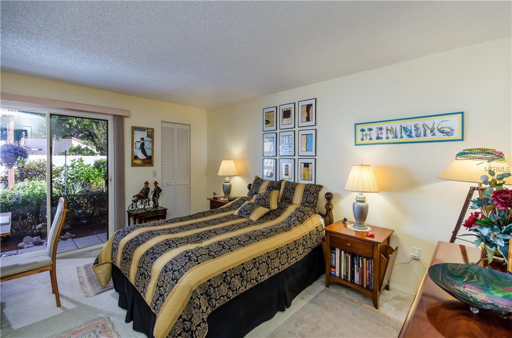 3403 FALCON PLACE, BRADENTON, Florida 34210, 2 Bedrooms Bedrooms, 5 Rooms Rooms,2 BathroomsBathrooms,Residential,For sale,FALCON,T2911480