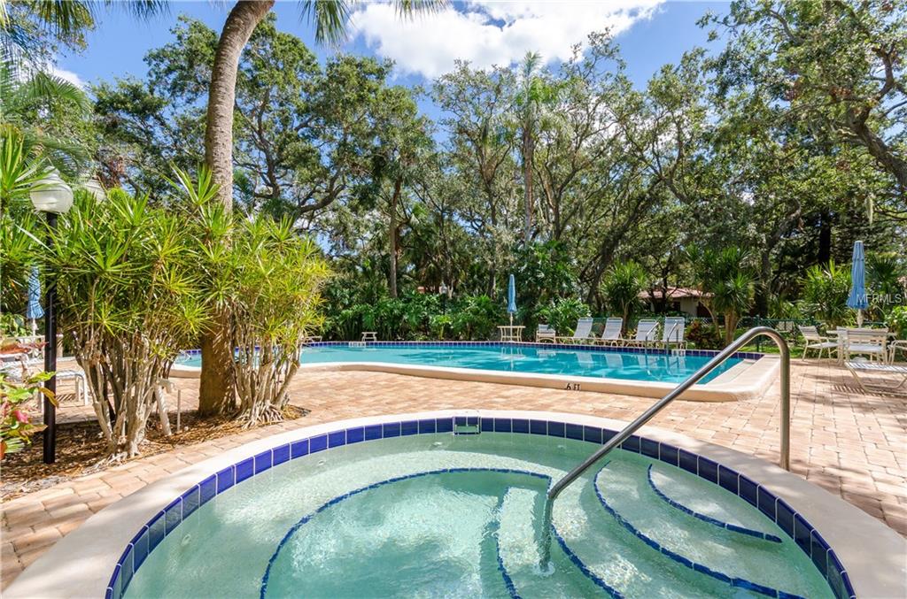 3403 FALCON PLACE, BRADENTON, Florida 34210, 2 Bedrooms Bedrooms, 5 Rooms Rooms,2 BathroomsBathrooms,Residential,For sale,FALCON,T2911480