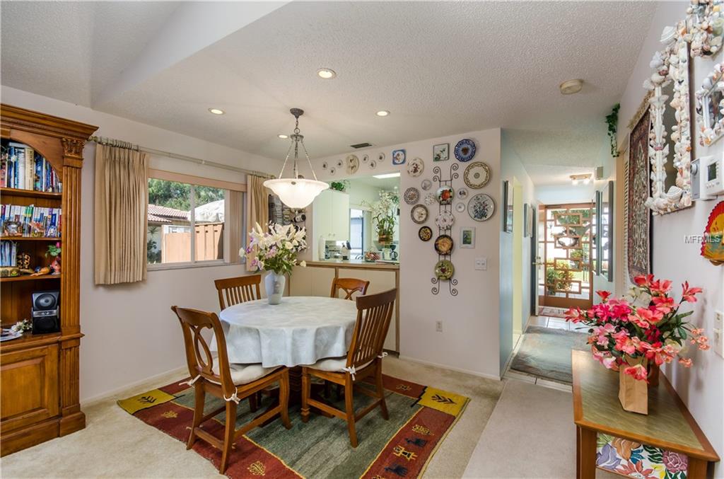 3403 FALCON PLACE, BRADENTON, Florida 34210, 2 Bedrooms Bedrooms, 5 Rooms Rooms,2 BathroomsBathrooms,Residential,For sale,FALCON,T2911480