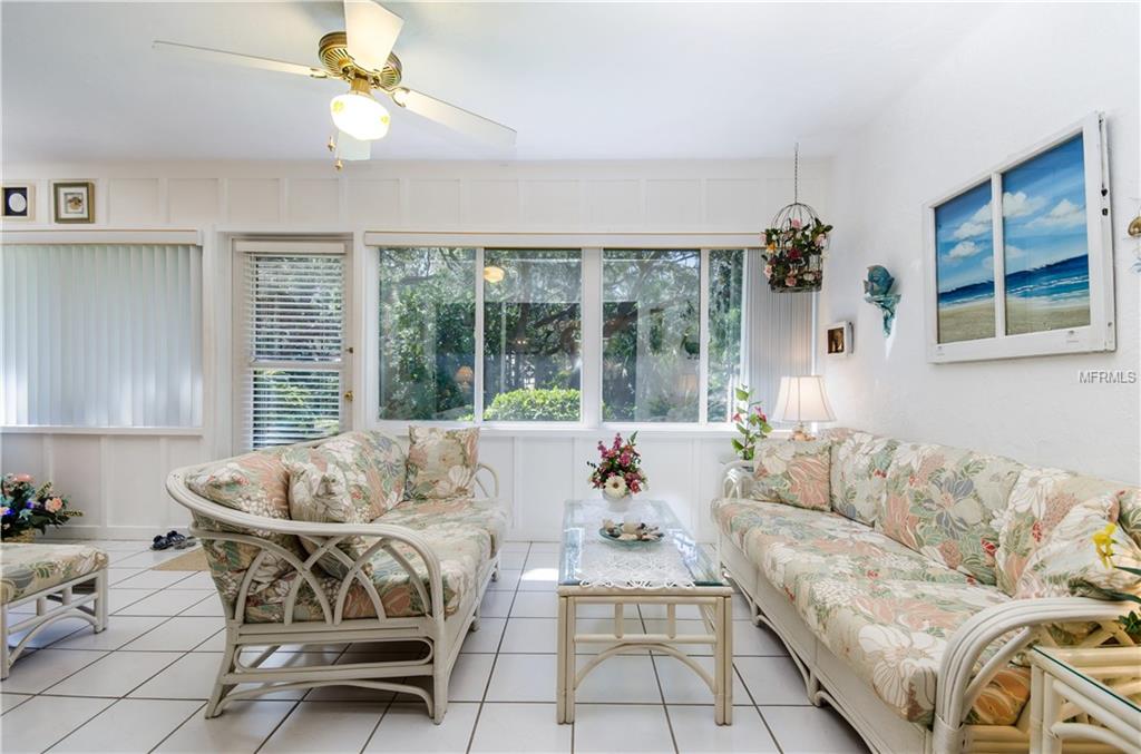 3403 FALCON PLACE, BRADENTON, Florida 34210, 2 Bedrooms Bedrooms, 5 Rooms Rooms,2 BathroomsBathrooms,Residential,For sale,FALCON,T2911480