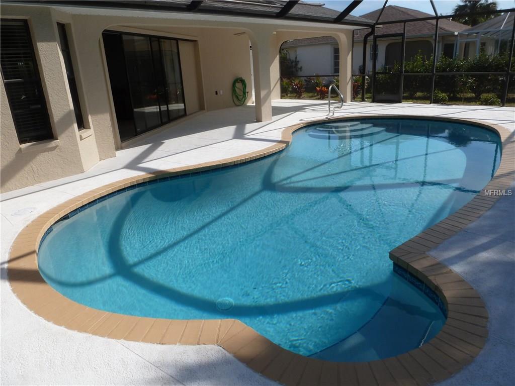 19178 MIDWAY BOULEVARD, PORT CHARLOTTE, Florida 33948, 3 Bedrooms Bedrooms, 8 Rooms Rooms,2 BathroomsBathrooms,Residential,For sale,MIDWAY,C7247435