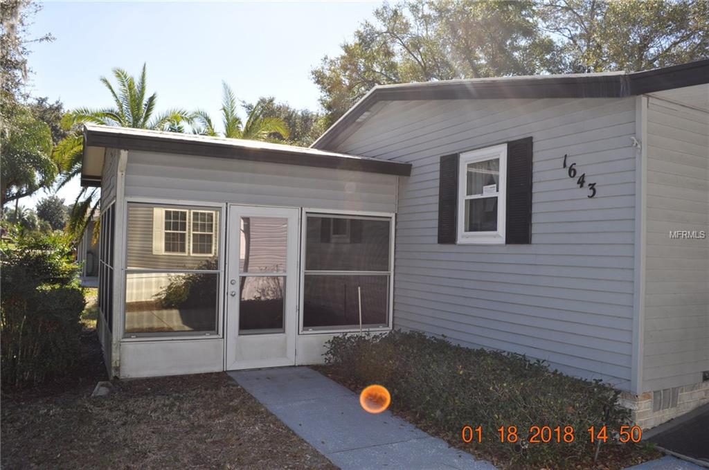 1643 W SCHWARTZ BOULEVARD, LADY LAKE, Florida 32159, 2 Bedrooms Bedrooms, 5 Rooms Rooms,2 BathroomsBathrooms,Residential,For sale,SCHWARTZ,G4851929