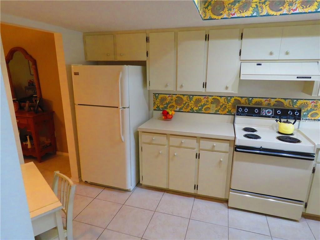 525 BARCELONA AVENUE, VENICE, Florida 34285, 2 Bedrooms Bedrooms, 6 Rooms Rooms,2 BathroomsBathrooms,Residential,For sale,BARCELONA,A4208483