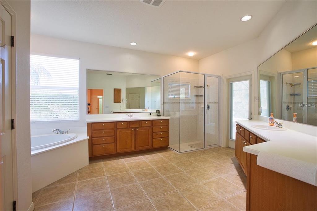 979 SCHERER WAY, OSPREY, Florida 34229, 3 Bedrooms Bedrooms, 8 Rooms Rooms,2 BathroomsBathrooms,Residential,For sale,SCHERER,A4209592