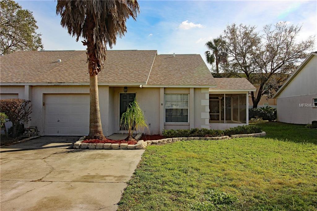 1021 MEADOWOOD POINTE ROAD, LAKELAND, Florida 33811, 3 Bedrooms Bedrooms, 6 Rooms Rooms,2 BathroomsBathrooms,Residential,For sale,MEADOWOOD POINTE,L4725554