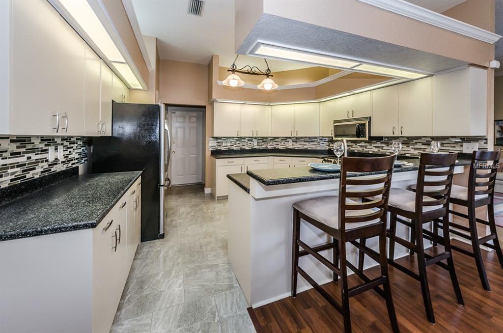 2920 CHANCERY LANE, CLEARWATER, Florida 33759, 4 Bedrooms Bedrooms, 9 Rooms Rooms,3 BathroomsBathrooms,Residential,For sale,CHANCERY,U7817652