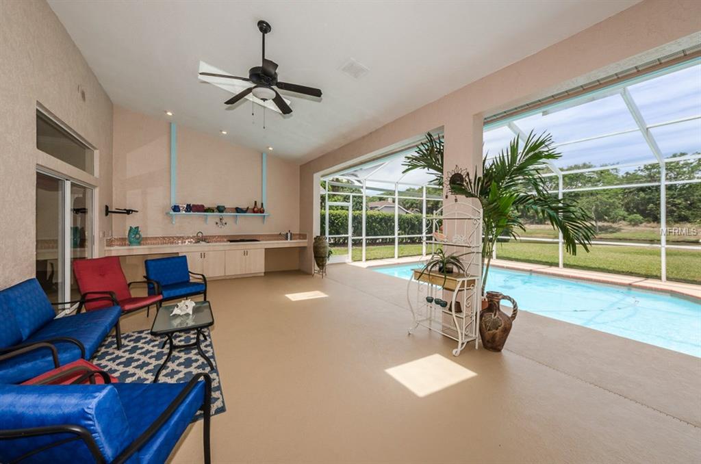 2920 CHANCERY LANE, CLEARWATER, Florida 33759, 4 Bedrooms Bedrooms, 9 Rooms Rooms,3 BathroomsBathrooms,Residential,For sale,CHANCERY,U7817652