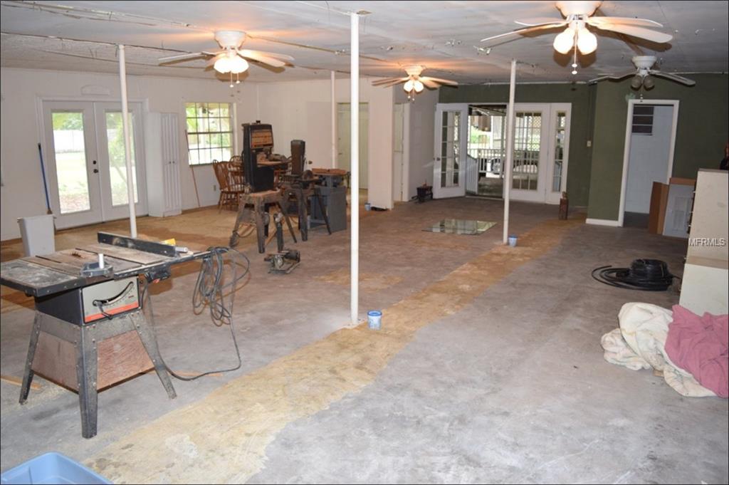 412 OLD MULRENNAN ROAD, VALRICO, Florida 33594, 3 Bedrooms Bedrooms, 7 Rooms Rooms,3 BathroomsBathrooms,Residential,For sale,OLD MULRENNAN,T2903420