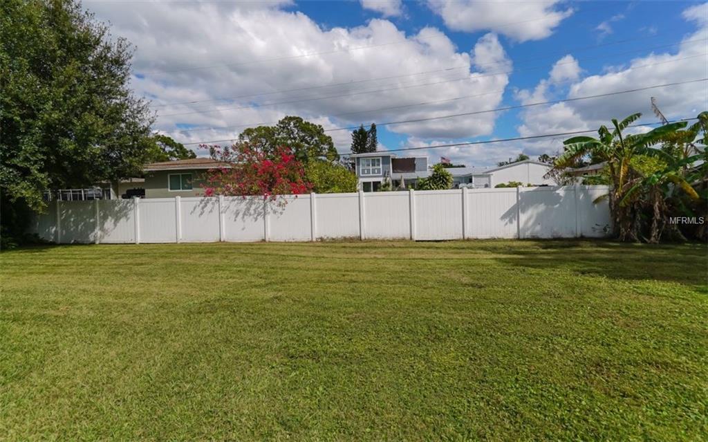 7337 PHILLIPS STREET, SARASOTA, Florida 34243, 3 Bedrooms Bedrooms, 7 Rooms Rooms,2 BathroomsBathrooms,Residential,For sale,PHILLIPS,A4201768
