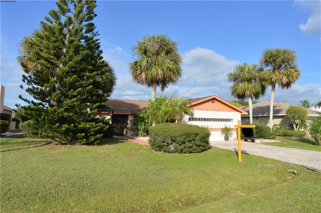 1330 ROOSEVELT DRIVE, VENICE, Florida 34293, 3 Bedrooms Bedrooms, 8 Rooms Rooms,2 BathroomsBathrooms,Residential,For sale,ROOSEVELT,C7246211