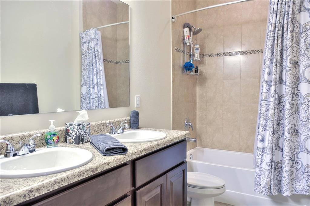 5335 NW WISK FERN CIRCLE, PORT SAINT LUCIE, Florida 34986, 3 Bedrooms Bedrooms, 3 Rooms Rooms,2 BathroomsBathrooms,Residential,For sale,WISK FERN,T2920095