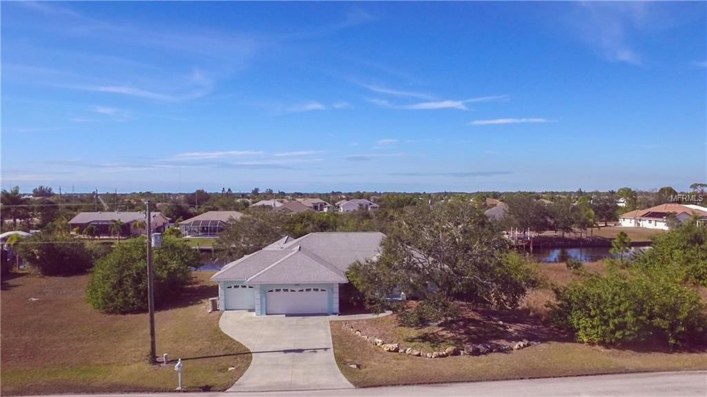 9206 ROSEBUD CIRCLE, PORT CHARLOTTE, Florida 33981, 3 Bedrooms Bedrooms, 6 Rooms Rooms,2 BathroomsBathrooms,Residential,For sale,ROSEBUD,D5922436