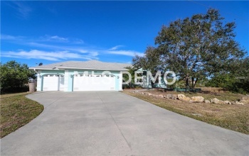 9206 ROSEBUD CIRCLE, PORT CHARLOTTE, Florida 33981, 3 Bedrooms Bedrooms, 6 Rooms Rooms,2 BathroomsBathrooms,Residential,For sale,ROSEBUD,D5922436