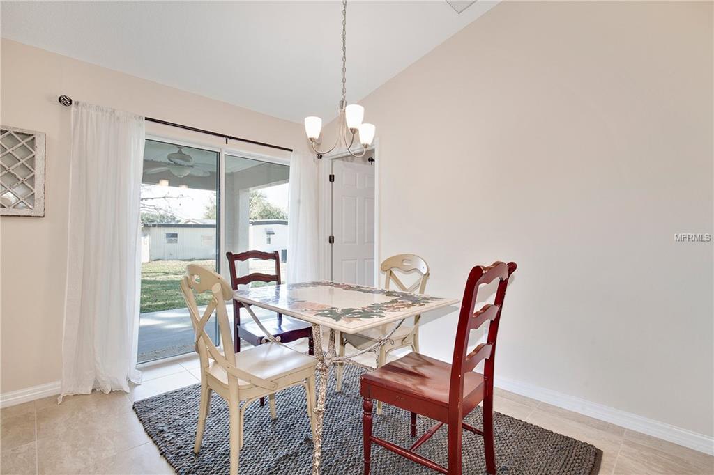 1312 TEAKWOOD LANE, LADY LAKE, Florida 32159, 3 Bedrooms Bedrooms, 4 Rooms Rooms,2 BathroomsBathrooms,Residential,For sale,TEAKWOOD,G4852119