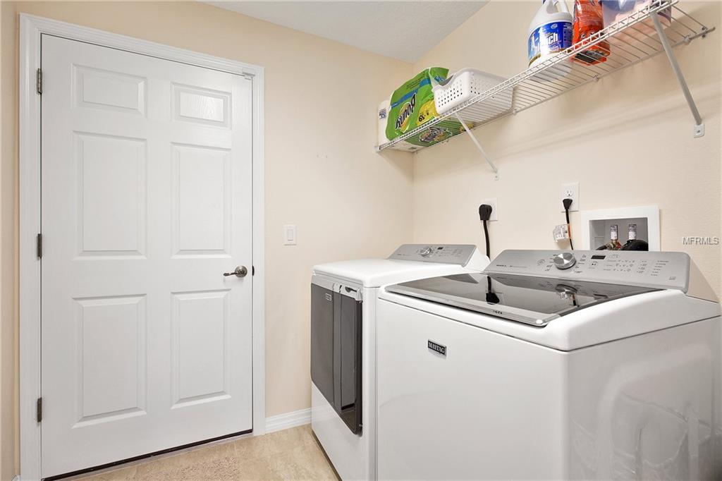 1312 TEAKWOOD LANE, LADY LAKE, Florida 32159, 3 Bedrooms Bedrooms, 4 Rooms Rooms,2 BathroomsBathrooms,Residential,For sale,TEAKWOOD,G4852119