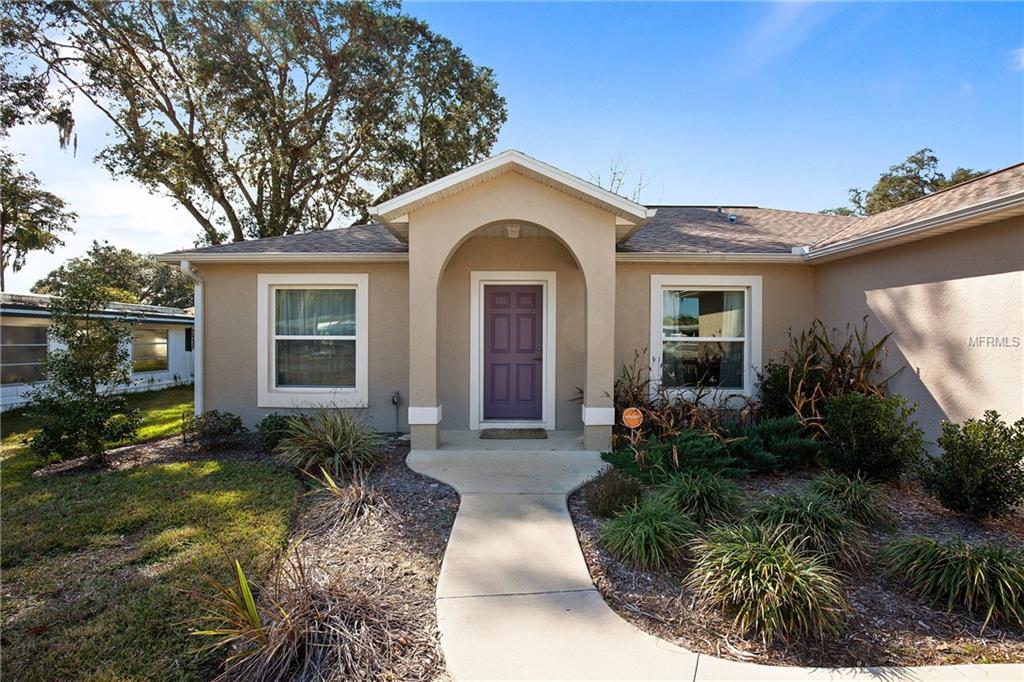 1312 TEAKWOOD LANE, LADY LAKE, Florida 32159, 3 Bedrooms Bedrooms, 4 Rooms Rooms,2 BathroomsBathrooms,Residential,For sale,TEAKWOOD,G4852119