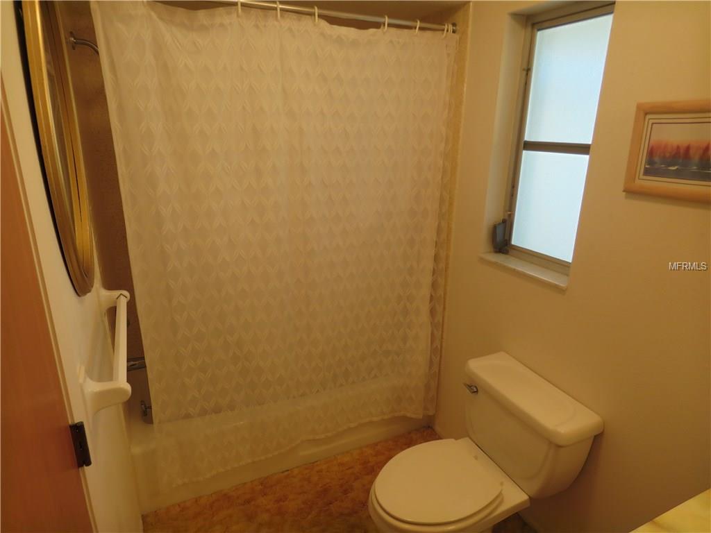 248 COWRY ROAD, VENICE, Florida 34293, 2 Bedrooms Bedrooms, 8 Rooms Rooms,2 BathroomsBathrooms,Residential,For sale,COWRY,A4209134