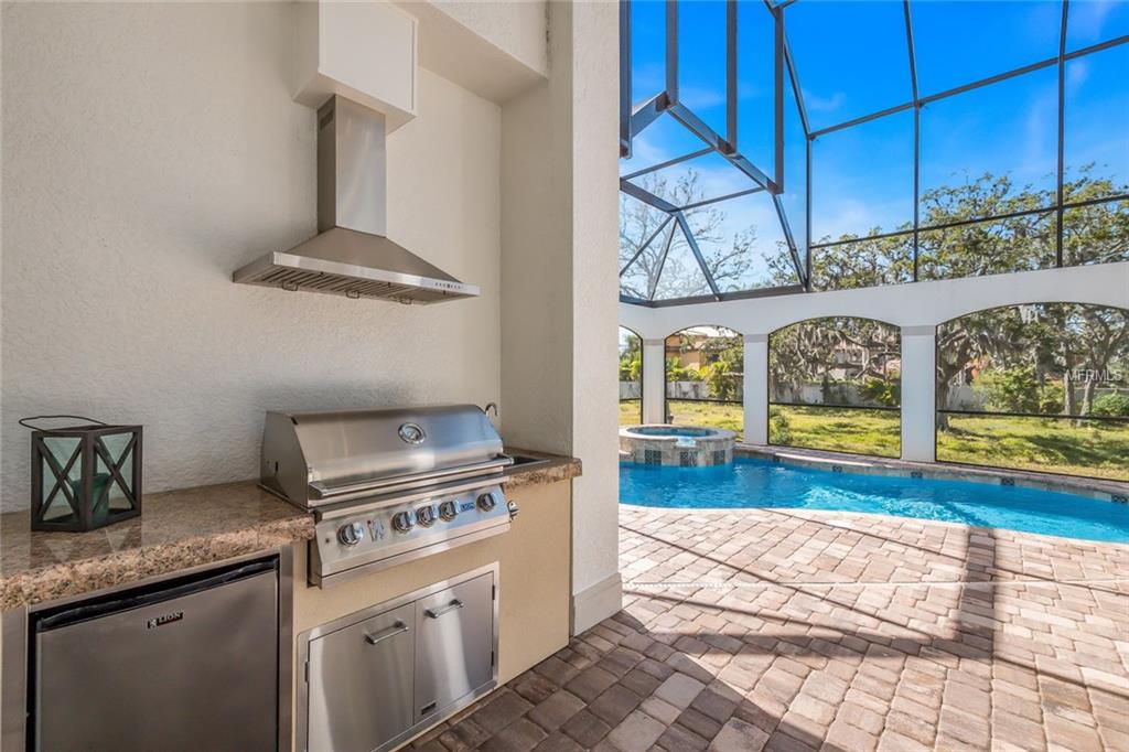 6230 HOLLYWOOD BOULEVARD, SARASOTA, Florida 34231, 4 Bedrooms Bedrooms, 14 Rooms Rooms,3 BathroomsBathrooms,Residential,For sale,HOLLYWOOD,A4209367