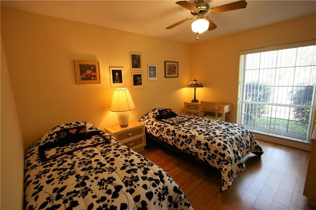 500 ROYAL PALM COURT, LONGWOOD, Florida 32779, 4 Bedrooms Bedrooms, 9 Rooms Rooms,2 BathroomsBathrooms,Residential,For sale,ROYAL PALM,O5561103