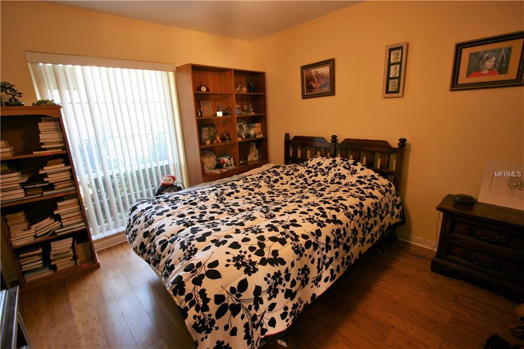 500 ROYAL PALM COURT, LONGWOOD, Florida 32779, 4 Bedrooms Bedrooms, 9 Rooms Rooms,2 BathroomsBathrooms,Residential,For sale,ROYAL PALM,O5561103