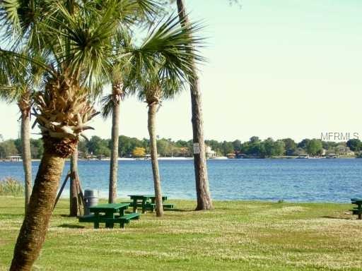 500 ROYAL PALM COURT, LONGWOOD, Florida 32779, 4 Bedrooms Bedrooms, 9 Rooms Rooms,2 BathroomsBathrooms,Residential,For sale,ROYAL PALM,O5561103