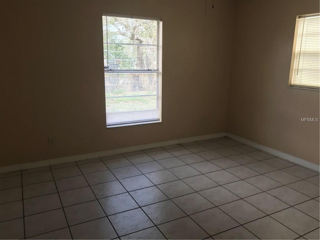 1400 E HARRISON STREET, OVIEDO, Florida 32765, 3 Bedrooms Bedrooms, 6 Rooms Rooms,1 BathroomBathrooms,Residential,For sale,HARRISON,O5535697