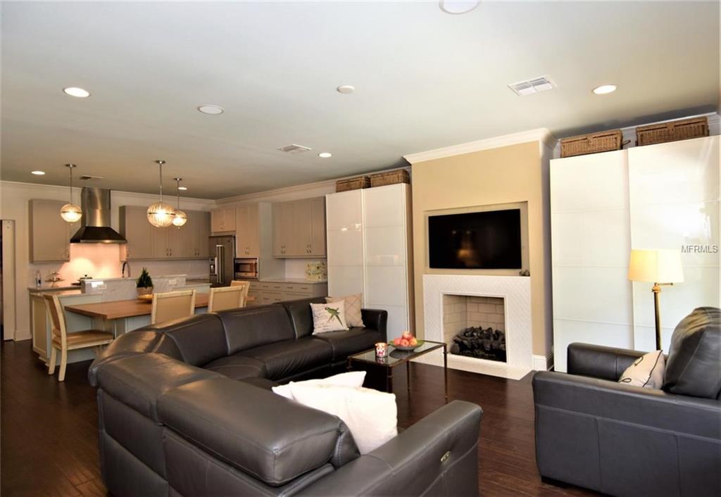 1707 ASHER LANE, ORLANDO, Florida 32803, 3 Bedrooms Bedrooms, 8 Rooms Rooms,3 BathroomsBathrooms,Residential,For sale,ASHER,O5544478