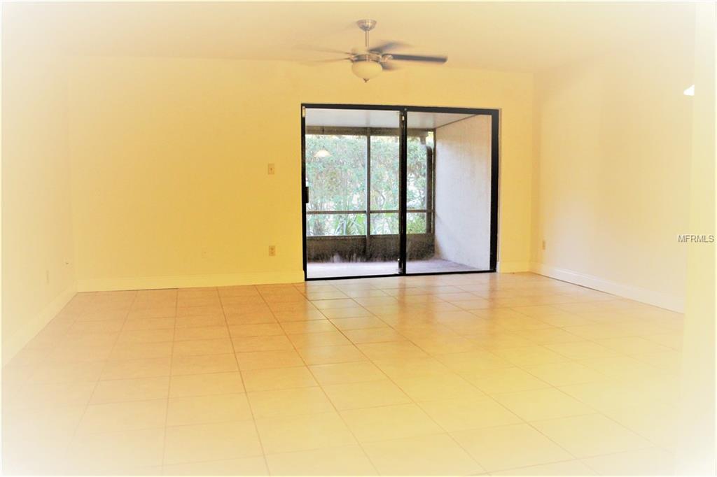 418 CLUB DRIVE, WINTER SPRINGS, Florida 32708, 3 Bedrooms Bedrooms, 5 Rooms Rooms,2 BathroomsBathrooms,Residential,For sale,CLUB,O5547199