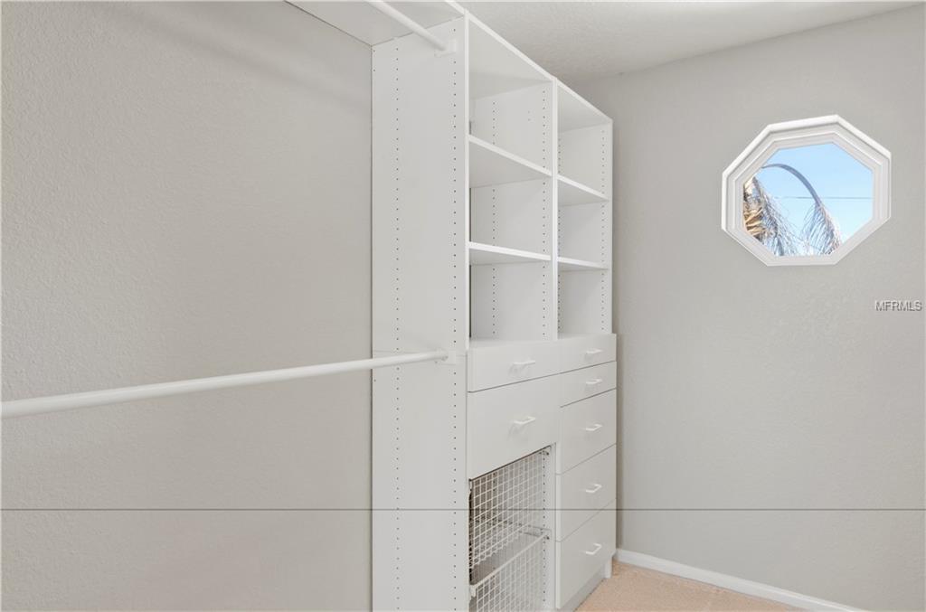 367 LA HACIENDA DRIVE, INDIAN ROCKS BEACH, Florida 33785, 4 Bedrooms Bedrooms, 7 Rooms Rooms,5 BathroomsBathrooms,Residential,For sale,LA HACIENDA,T2916129