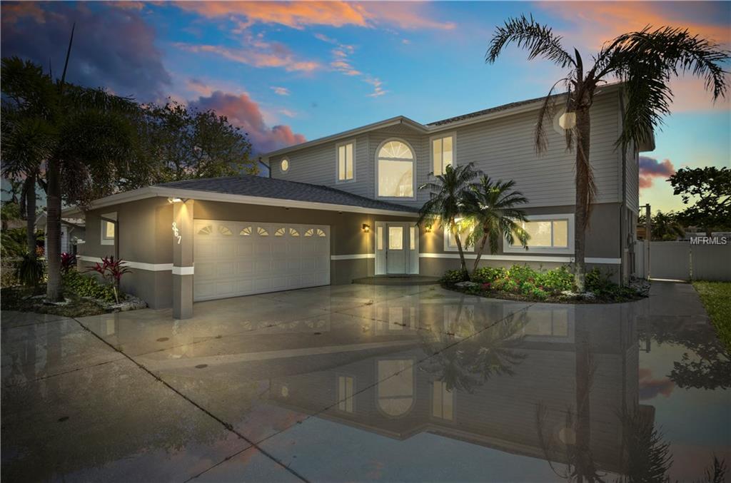 367 LA HACIENDA DRIVE, INDIAN ROCKS BEACH, Florida 33785, 4 Bedrooms Bedrooms, 7 Rooms Rooms,5 BathroomsBathrooms,Residential,For sale,LA HACIENDA,T2916129