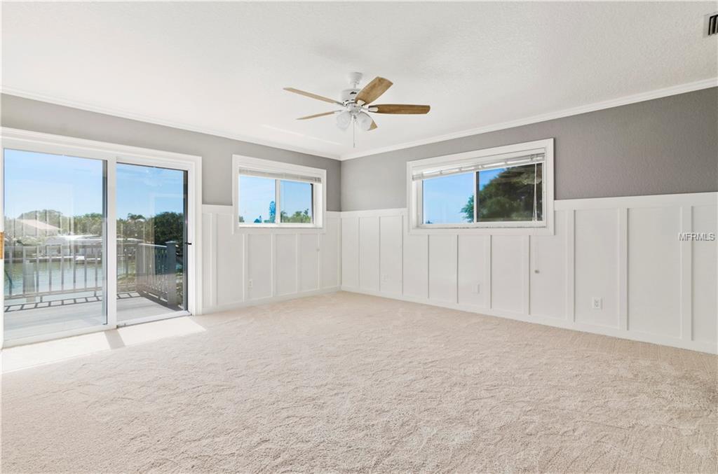 367 LA HACIENDA DRIVE, INDIAN ROCKS BEACH, Florida 33785, 4 Bedrooms Bedrooms, 7 Rooms Rooms,5 BathroomsBathrooms,Residential,For sale,LA HACIENDA,T2916129