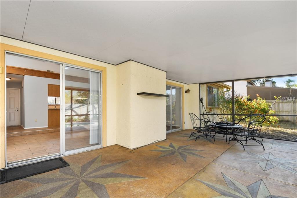 5212 SPRINGSIDE COURT, ORLANDO, Florida 32819, 3 Bedrooms Bedrooms, 6 Rooms Rooms,2 BathroomsBathrooms,Residential,For sale,SPRINGSIDE,O5551493