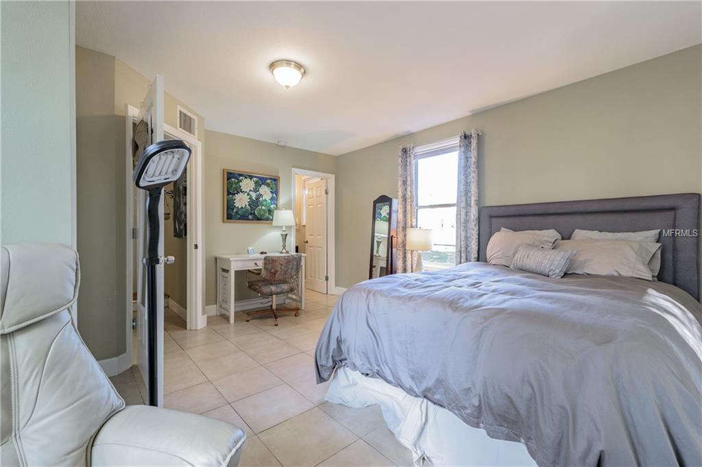 1931 GILBERT STREET, CLEARWATER, Florida 33765, 3 Bedrooms Bedrooms, 5 Rooms Rooms,2 BathroomsBathrooms,Residential,For sale,GILBERT,U7843136