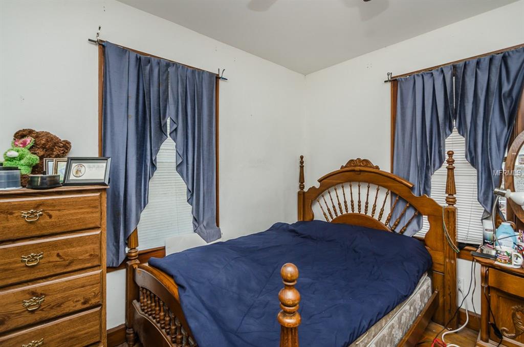 109 18TH AVENUE S, ST PETERSBURG, Florida 33705, 8 Bedrooms Bedrooms, 3 Rooms Rooms,4 BathroomsBathrooms,Residential,For sale,18TH,U7843811