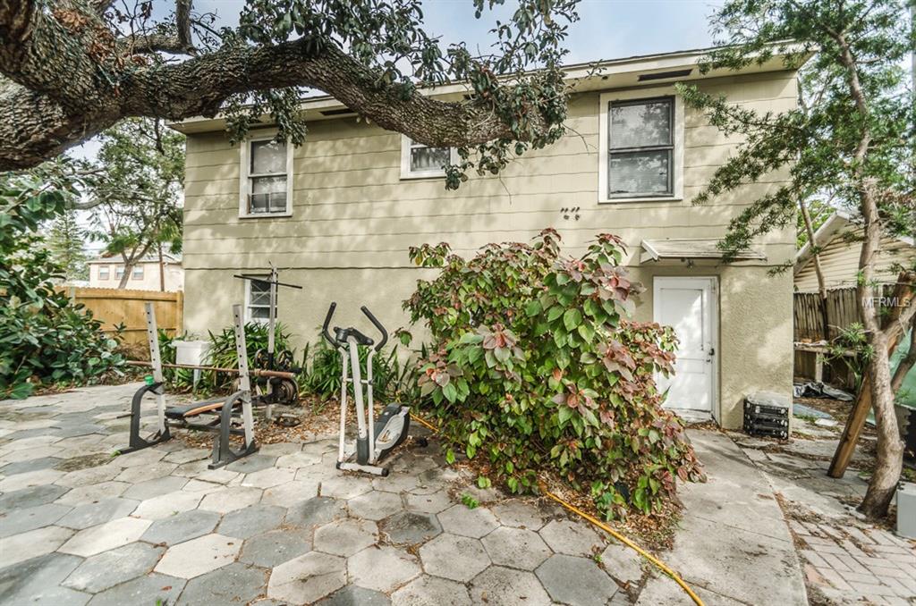 109 18TH AVENUE S, ST PETERSBURG, Florida 33705, 8 Bedrooms Bedrooms, 3 Rooms Rooms,4 BathroomsBathrooms,Residential,For sale,18TH,U7843811