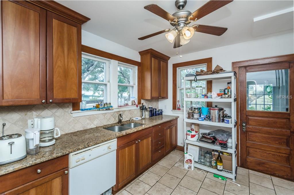 109 18TH AVENUE S, ST PETERSBURG, Florida 33705, 8 Bedrooms Bedrooms, 3 Rooms Rooms,4 BathroomsBathrooms,Residential,For sale,18TH,U7843811